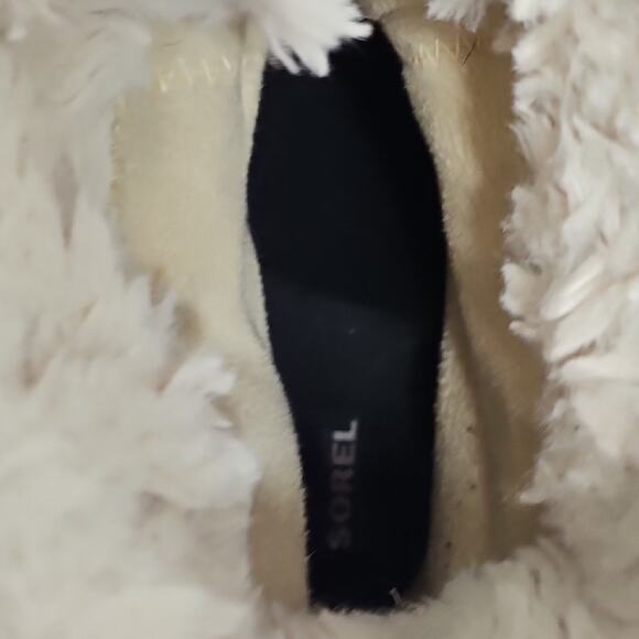 Sorel Tivoli Women's Waterproof Black and Tan Fur-Lined Winter Duck Boots Size 8 - Picture 7 of 9